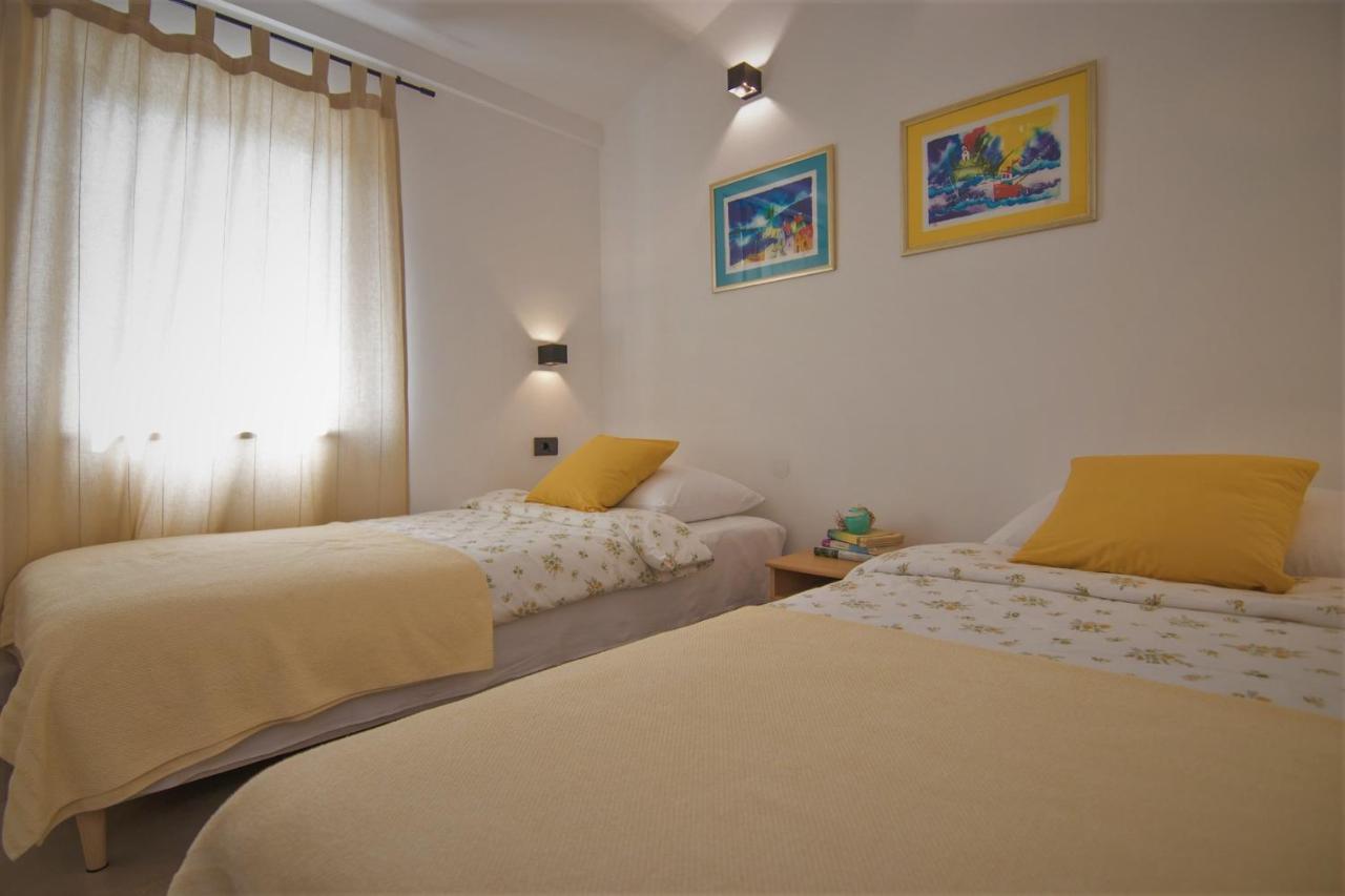 Apartmani Melita Malinska Luaran gambar